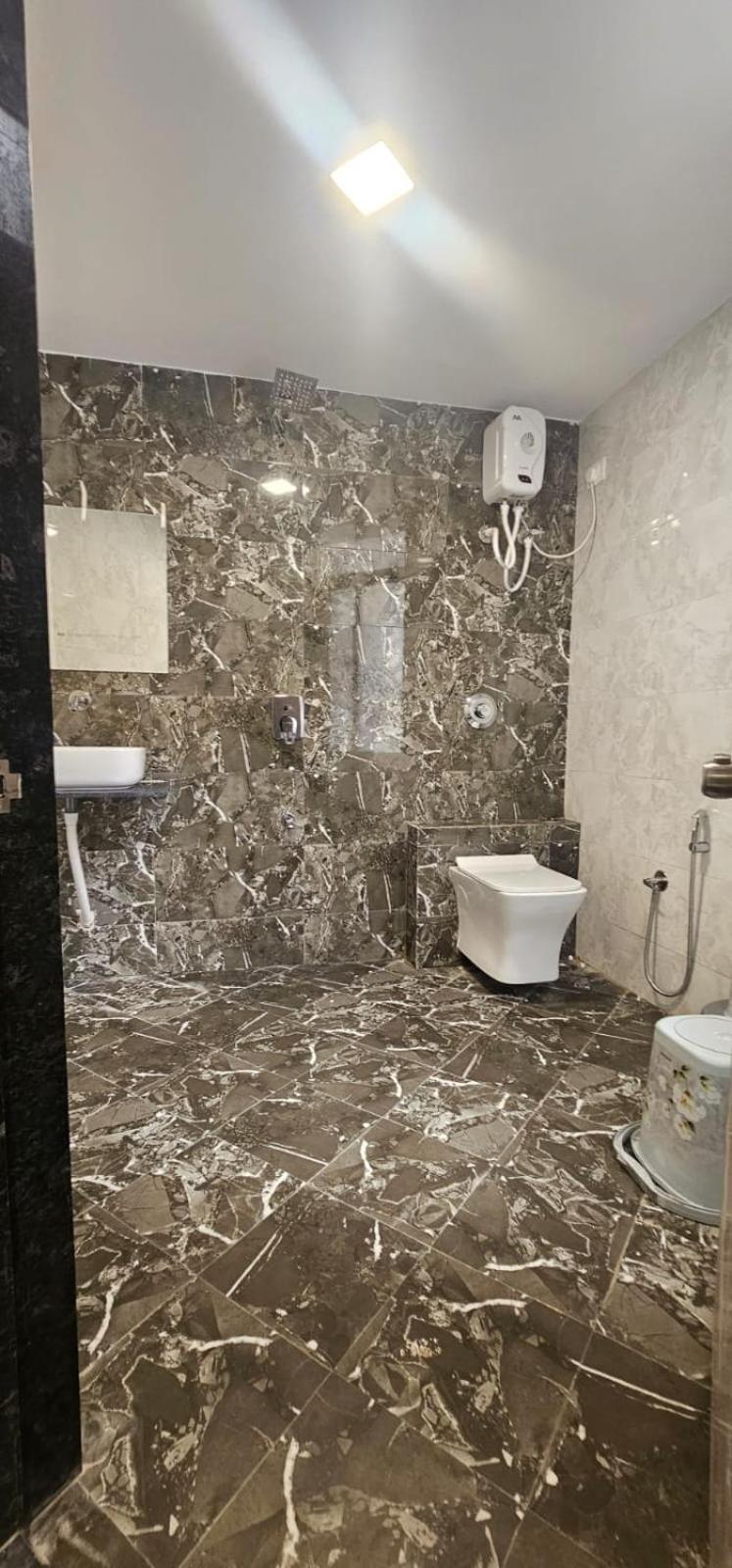 Hotl Sunsky Hotel Vadodara Eksteriør billede